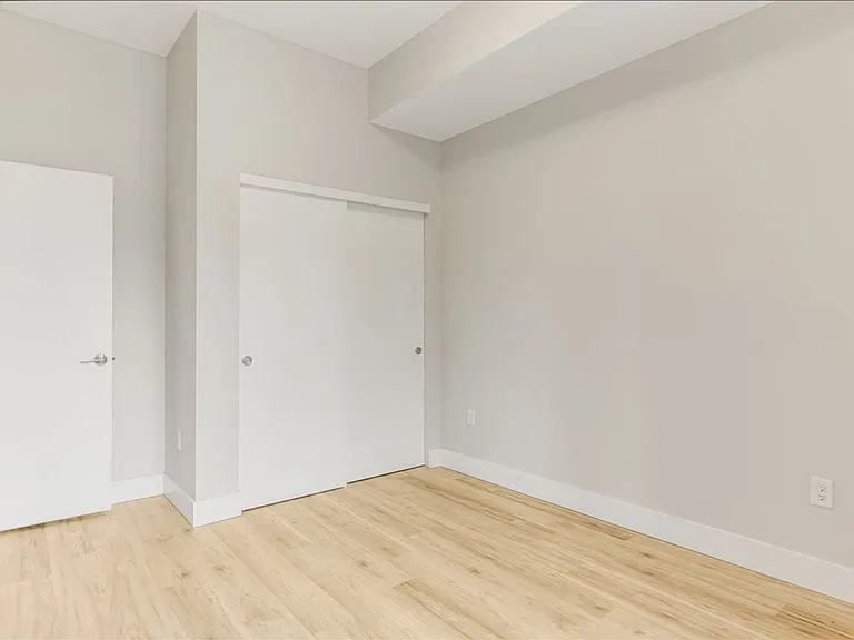 Brookside Apartments — Photo 31