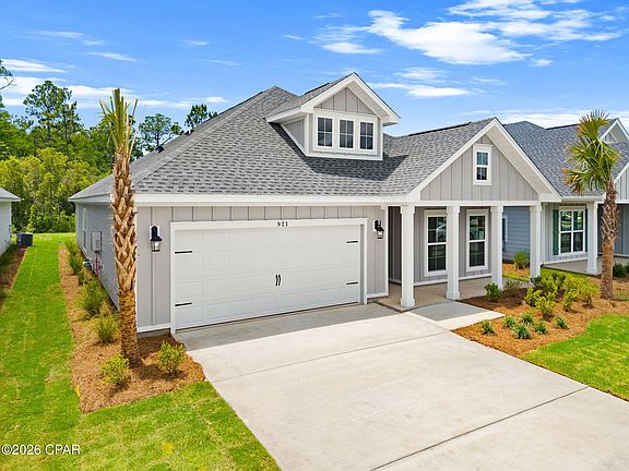 2nd image of 921 Crystal Bayou Blvd