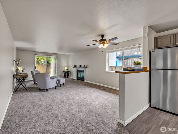 5th image of 3125 59th Avenue NE