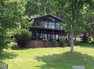 205 Bettina Ct, Ghent, WV 25843