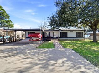 4433 Wildwood Cir, Granbury, TX 76049