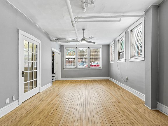 3rd image of 1300 E 56th St #G