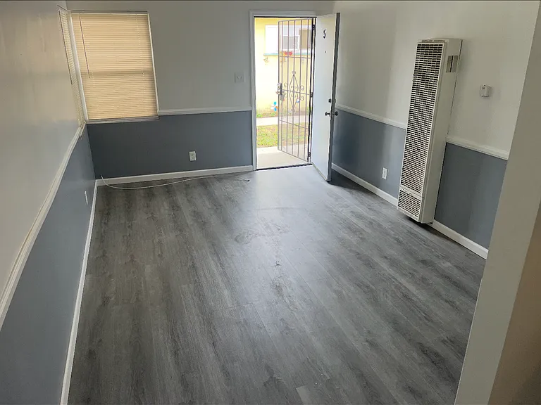 534 Stepney St #5 — Photo 7