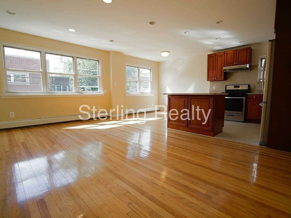 1st image of 21-43 32nd St #1