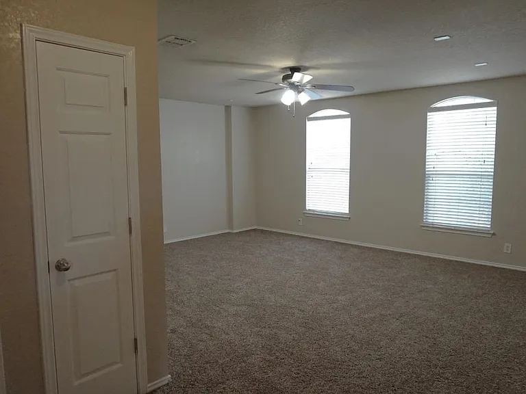 26610 Sparrow Rdg — Photo 24