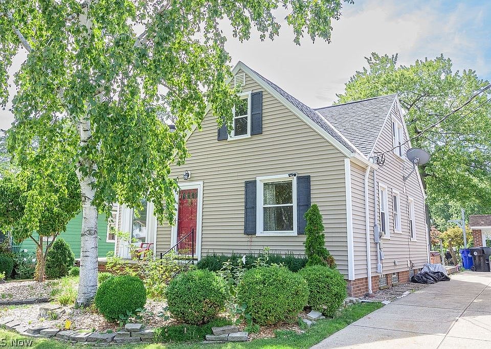 1st image of 14329 Sprengel Ave