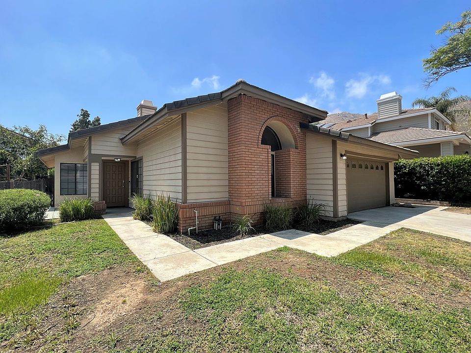 1st image of 22551 Cobble Creek Dr