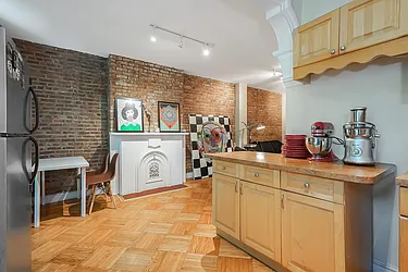 Rented by Avenue Sotheby's International Realty