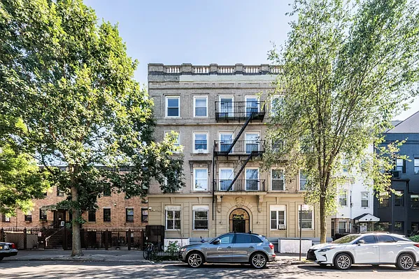 Rented by Platinum Properties | media 10