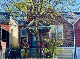 5043 39th St, Sunnyside, NY 11104