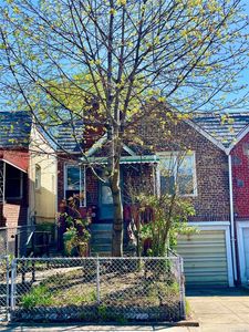 50-43 39 Street, Long Island City, NY, 11104