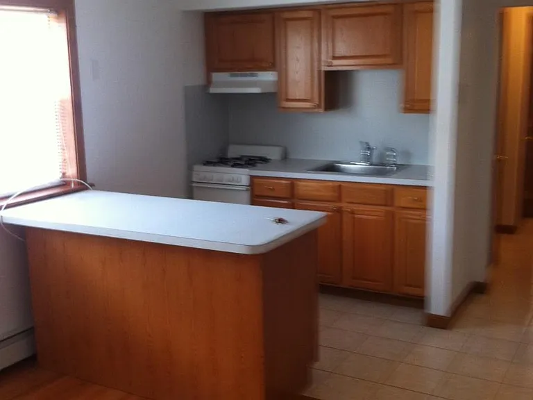 35 School St #2 — Photo 5