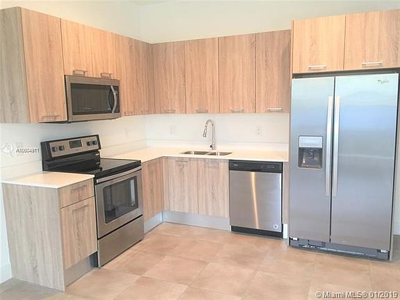3rd image of 440 NE 35th Ct #2