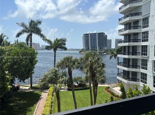 3600 Mystic Pointe Dr APT 414, Aventura, FL 33180