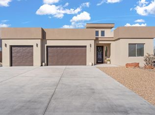 6717 Nacelle Rd NE, Rio Rancho, NM 87144