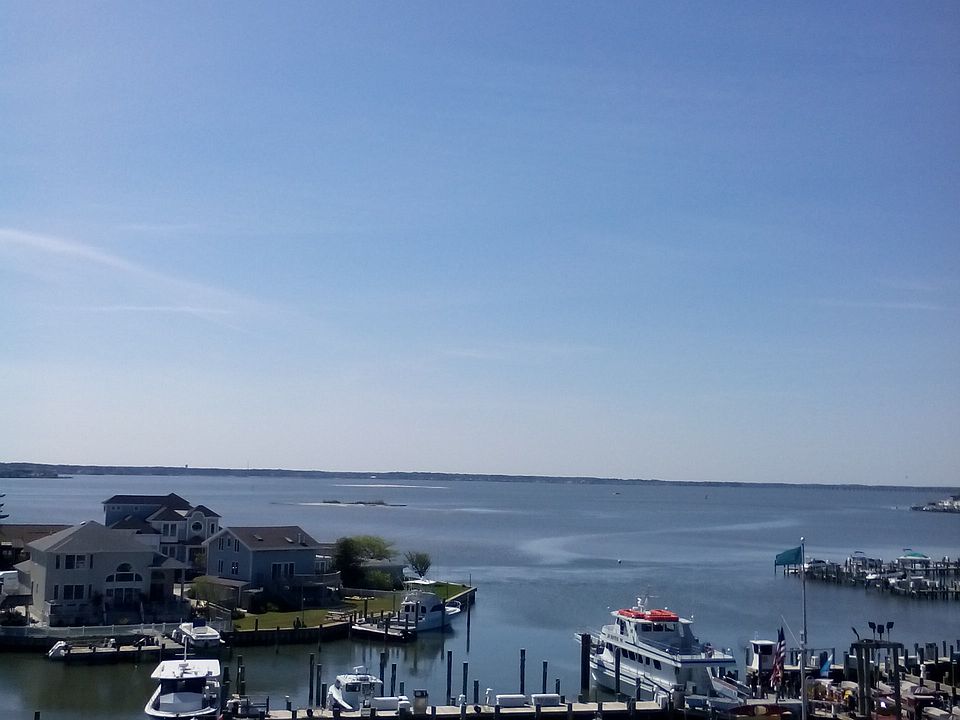 Expansive Bay View