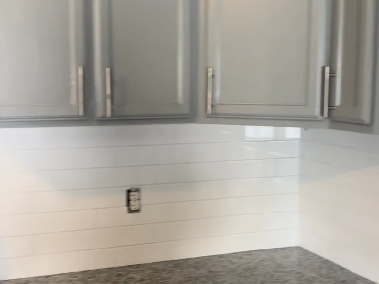 1409 Lindsay Dr — Photo 12