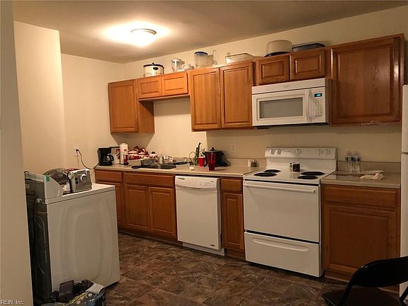 5th image of 165 Delmar Ln APT B