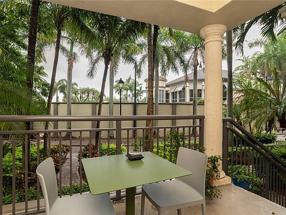 2nd image of 2625 NE 14th Avenue #104