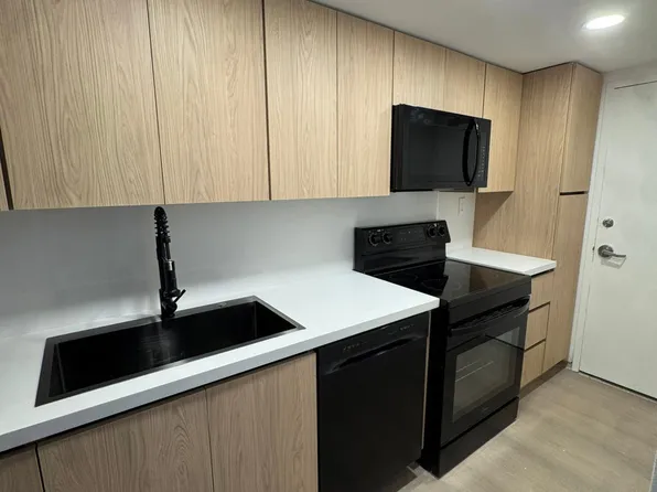 1200 West Ave APT 611, Miami Beach, FL 33139