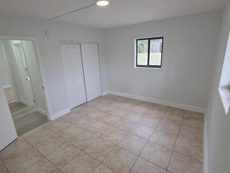 2250 NW 183rd St — Photo 15