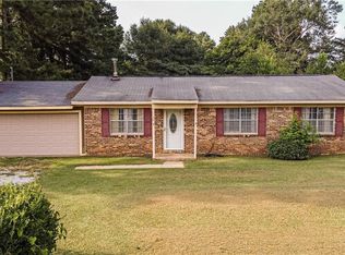 38 Brentwood Ln, Moundville, AL 35474