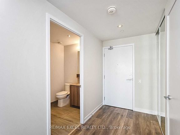 2nd image of 5 Buttermill Ave #1701