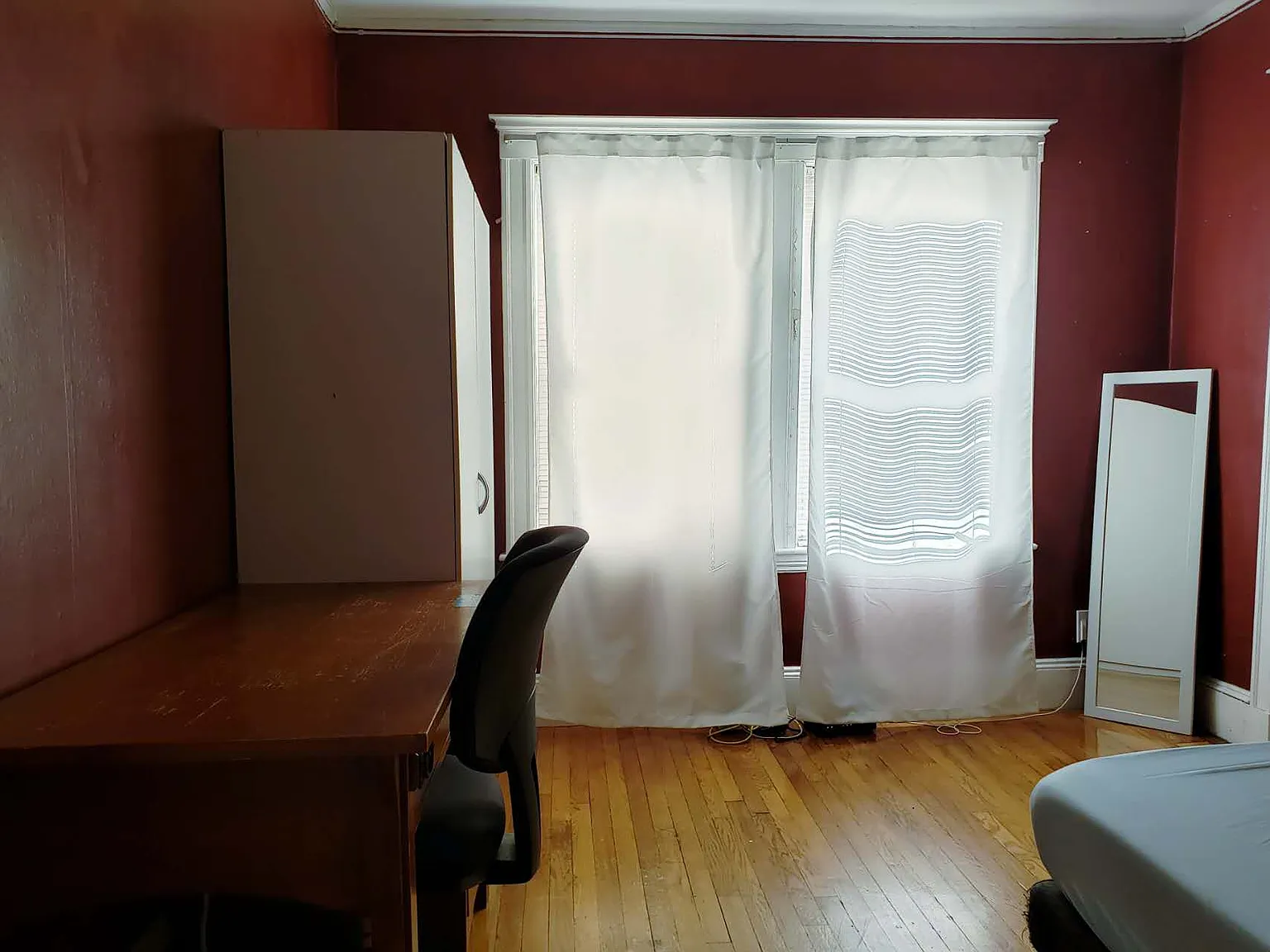 Commonwealth Ave, Newton — Photo 3