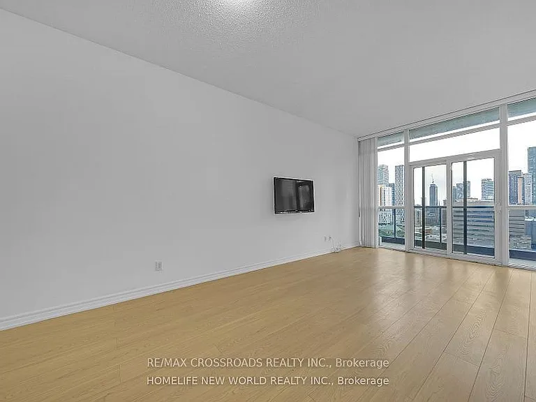 21 Carlton St #1910 — Photo 9