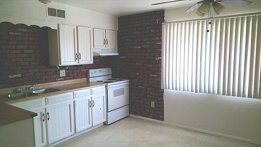 3rd image of 1615 N 53rd Ave