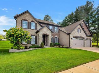 3040 Fairfield Way Ln, Saint Louis, MO 63129