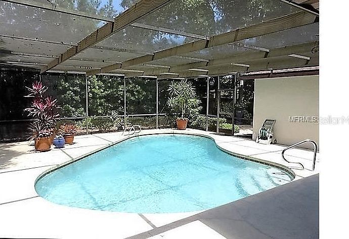 2nd image of 1840 Willow Oak Dr W
