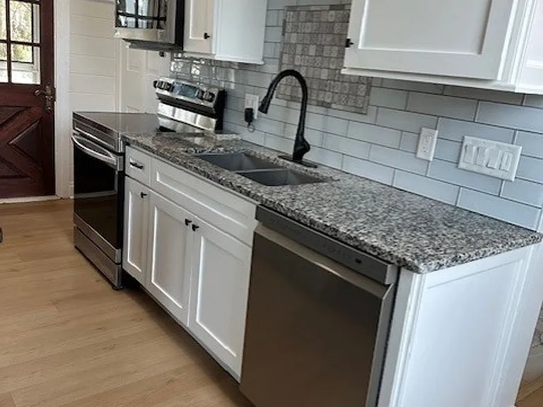 414 E Main St #2 — Photo 6