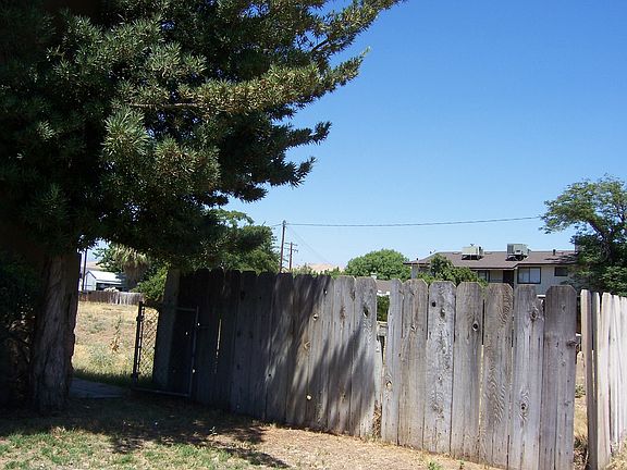 2nd image of 410 W Morton Ave