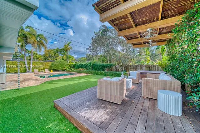 7621 SW 65th Pl — Photo 34