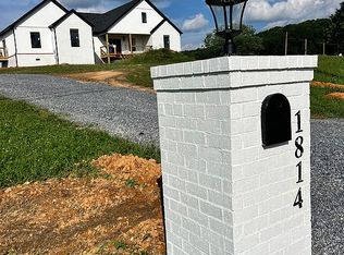 1814 Allison Rd, Piney Flats, TN 37686