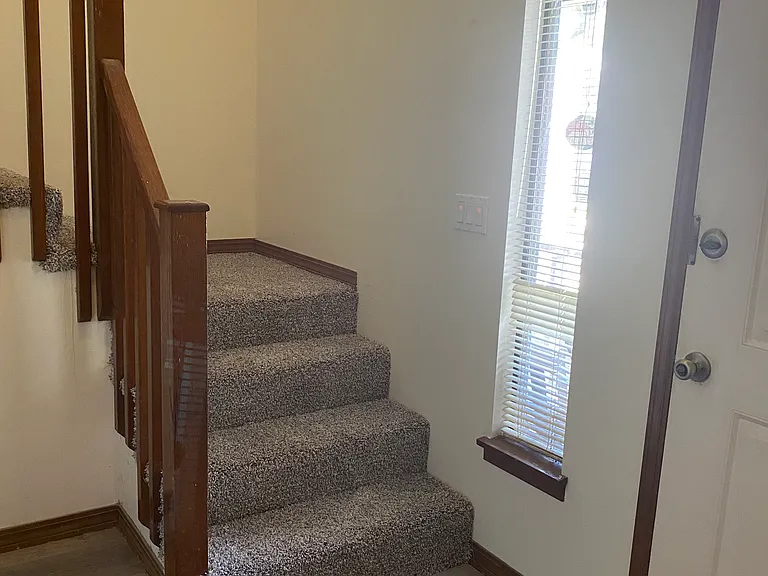 11390 Tanager Dr S — Photo 36