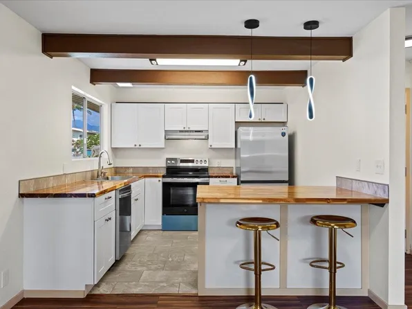 350 Kinaole Cir, Kihei, HI 96753