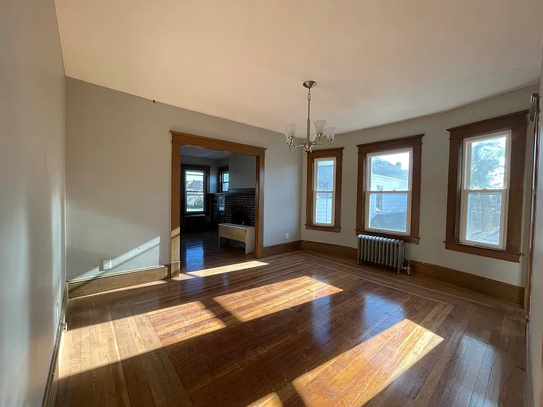 1685-1687 Northampton St #1685 — Photo 6