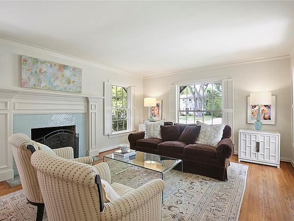 2nd image of 4021 Windsor Ave
