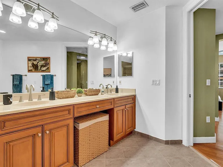 8025 NW 127th Ln #4-C — Photo 26