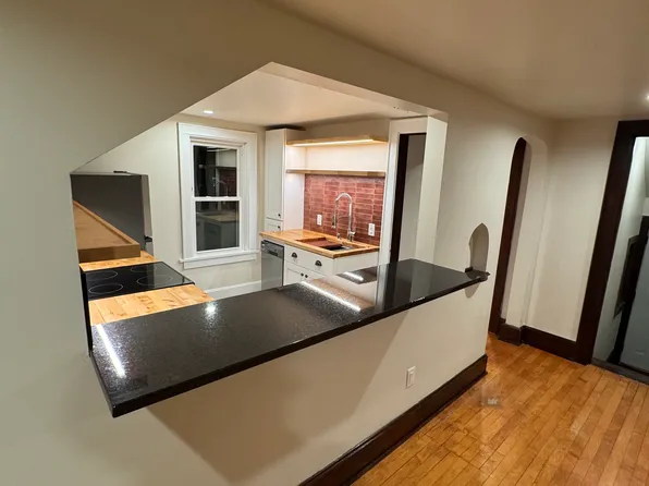 2027 Rusk St #2, Madison, WI 53704