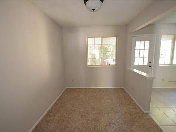 5th image of 6414 Meadow Rue Dr