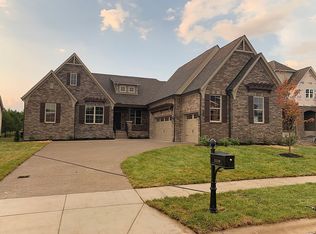 3239 Bradfield Dr, Nolensville, TN 37135