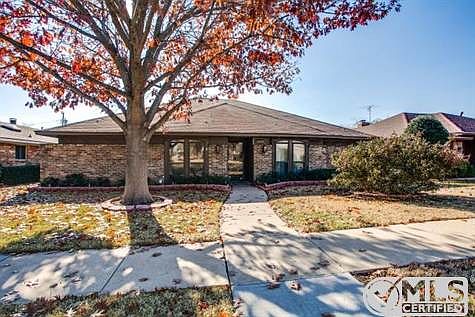 2nd image of 1022 Cherrywood Ln