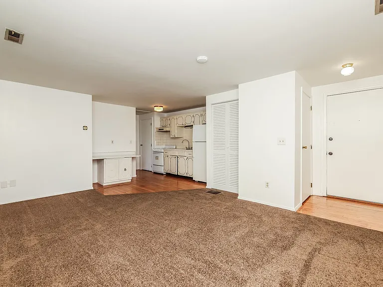 3611-3625 Charlotte Dr — Photo 5