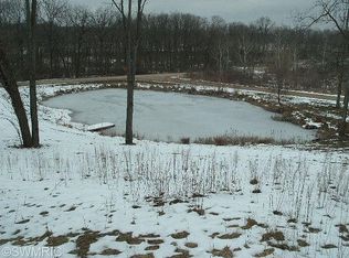 28963 White St, Cassopolis, MI 49031