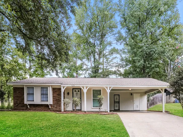 128 Fox Run Dr, Jackson, MS 39212