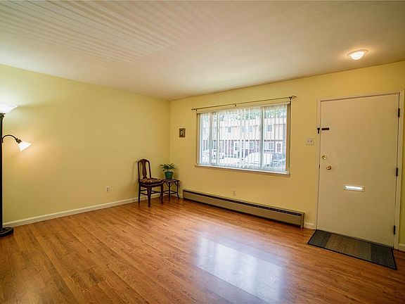 2nd image of 10943 Carroll Wood Way