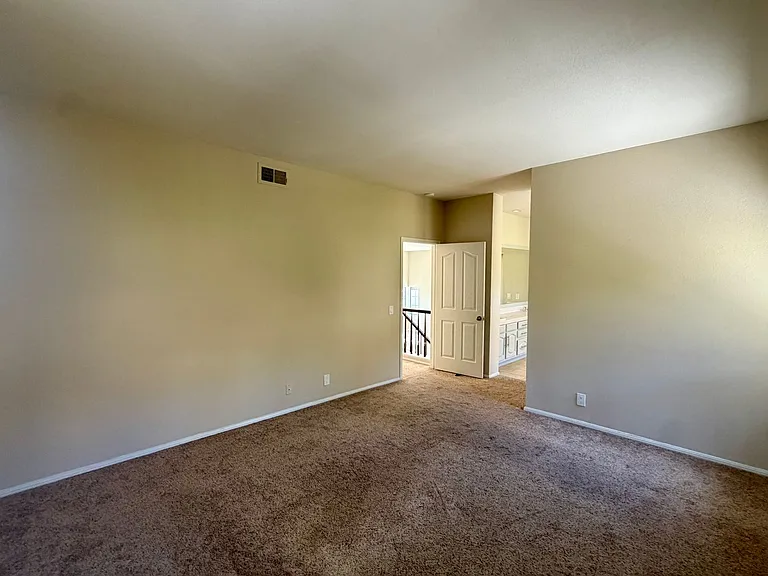 3366 Waterford Dr — Photo 24